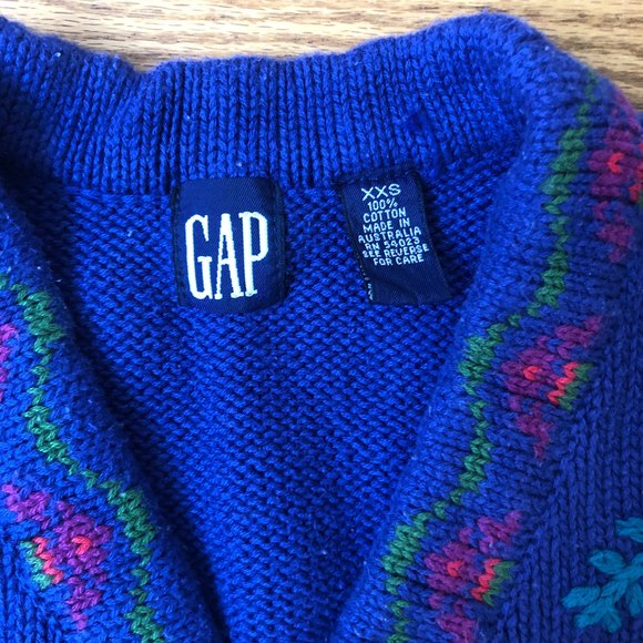 VINTAGE GAP 90s unique grannycore knit embroidered vest w/ ornate clasps | XXS - Picture 3 of 8